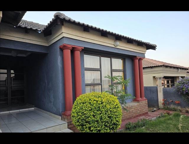 3 BEDROOM HOUSE FOR SALE IN BENDOR
